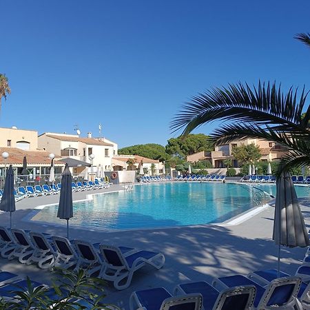 Studio Renove Dans Residence De Vacances Avec Grande Piscine Chauffee, Parking Et Terrasse Agde Kültér fotó